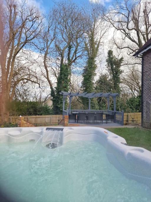 Large Coastal Cottage, Private Indoor Pool, Hut Tub, Sauna And Steam Pod ويموث المظهر الخارجي الصورة